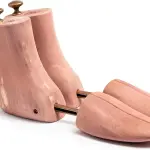 Cobbler's Choice Men's Cedar Boot Tree - All Natural Aromatic Cedar Wood - Premium Construction & Unbeatable Quality
