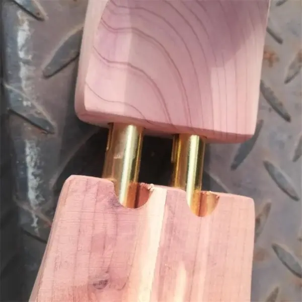 JSEIAJB 1 Pair Twin Tube Red Cedar Wood Shoe Last Adjustable Shoe Shaper Men's Shoe Tree