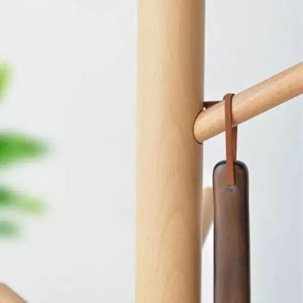65cm Long Handle Wooden Shoe Horn Flexible Lifter for Seniors Adults, Easy Grip Shoe Helper Tool Boot Spoon Easy Wear Helper for Home Travel Hotel Use,A75