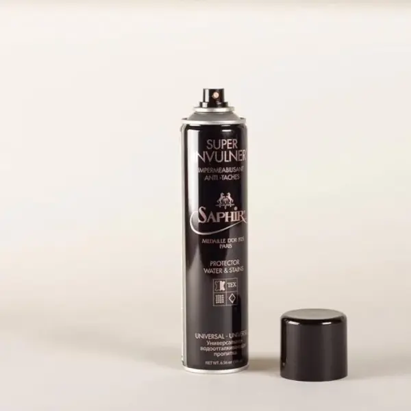 SAPHIR Medaille d’Or Super Invulner – Waterproof Spray for All Leather Shoes & Boots, Shoe Protector Spray – Neutral